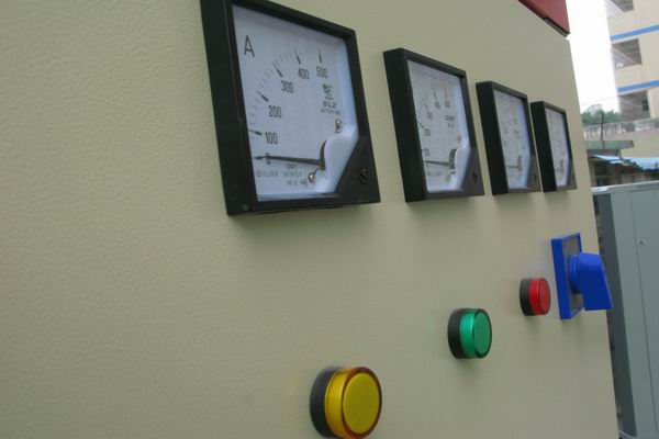 扎兰屯配电柜-3683讲讲配电柜注意事项